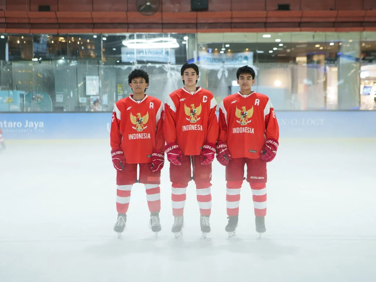 From Jakarta to Saskatchewan: Ammar and Faigan Join Notre Dame Hounds